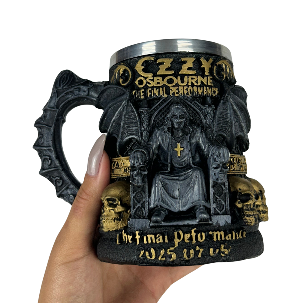 Caneca 3D Ozzy Osbourne | The Final Performance | Asas Morcego | 250ml | Aço Inox