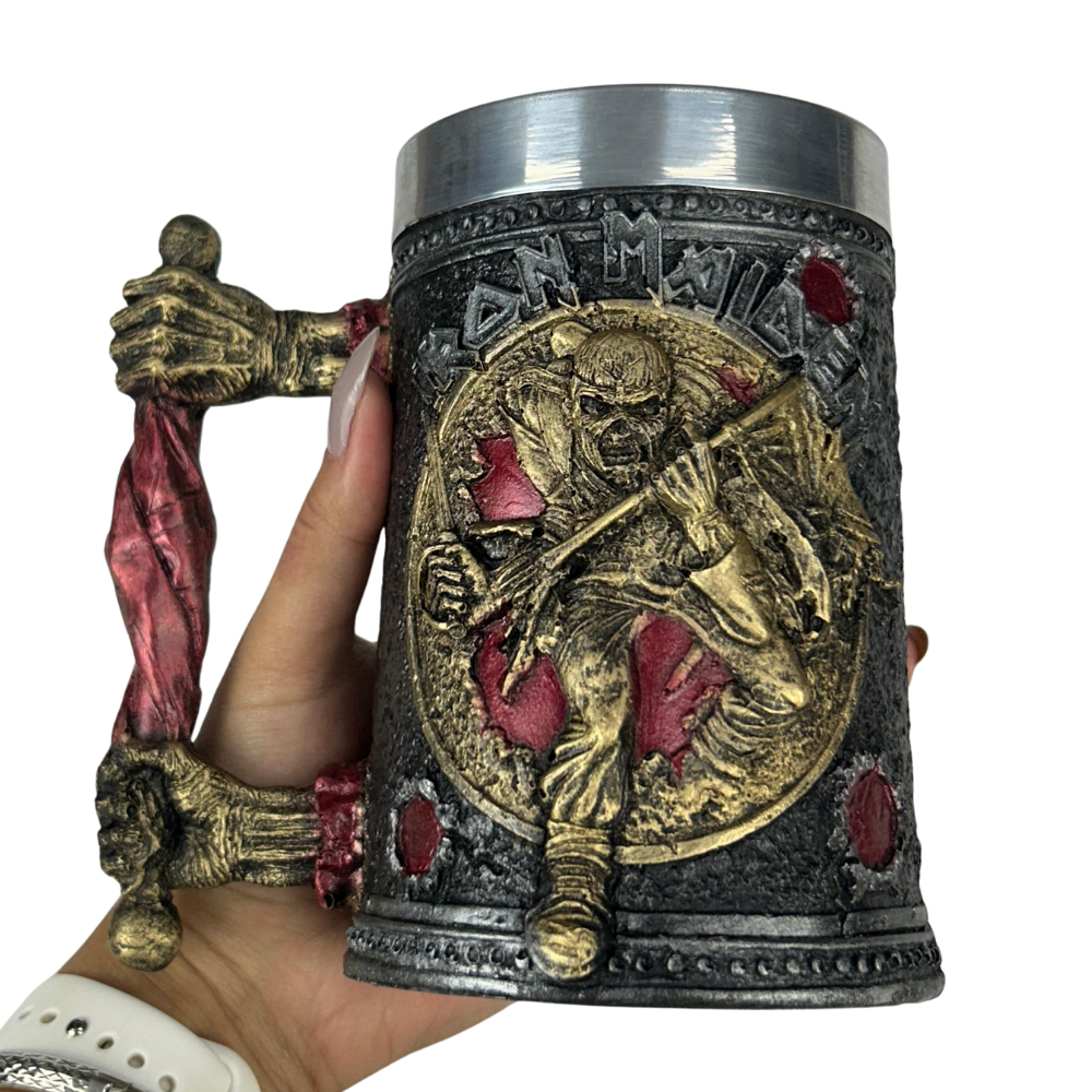Caneca 3D Iron Maiden | Eddie Esqueleto | Alça Espada | 500ml | Aço Inox | Rock Legends